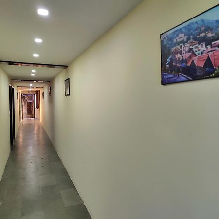 The Ashoka Inn 300Mts Walkable From Mall Road 심라 외부 사진