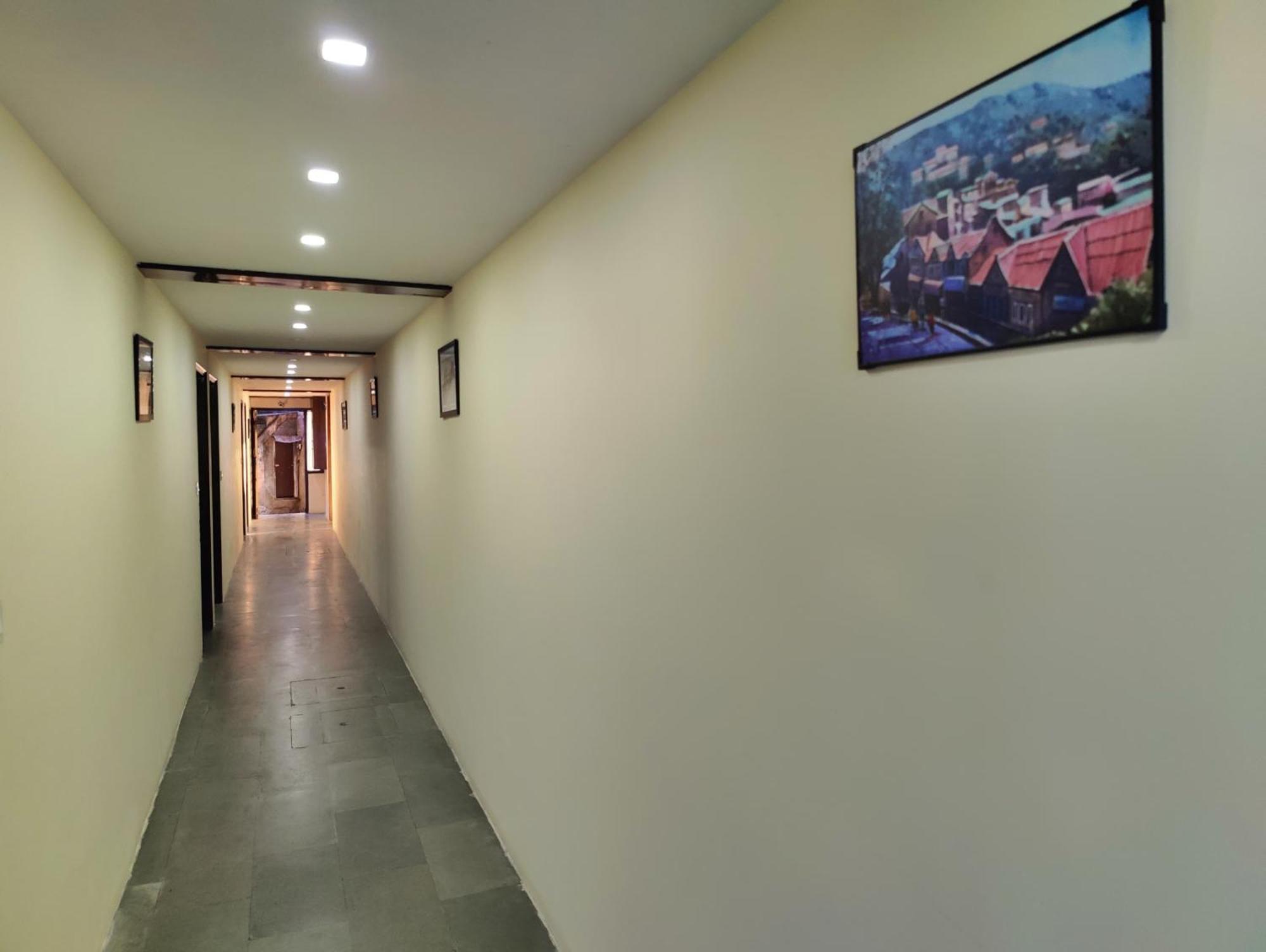The Ashoka Inn 300Mts Walkable From Mall Road 심라 외부 사진