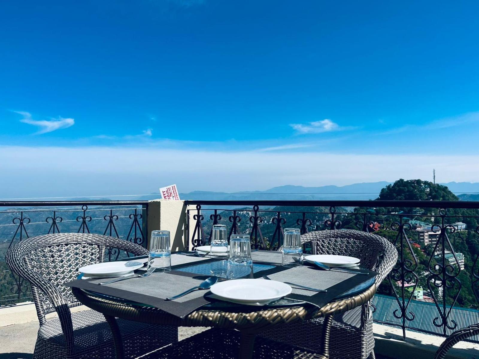 The Ashoka Inn 300Mts Walkable From Mall Road 심라 외부 사진
